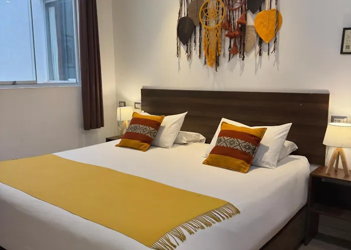 Casa Cristobal Centenario Hotel *